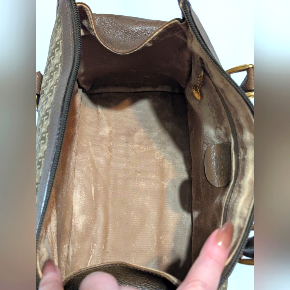 Gucci Brown and Tan Satchel - Authentic and Vintage - Picture 5 of 12
